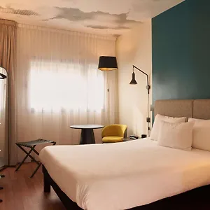 מלון Ibis Aeropuerto Barajas, מדריד